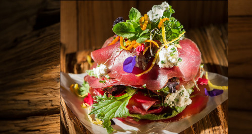  MILLEFOGLIE WITH BRESAOLA, FLAKES OF GOAT CHEESE AND CHIVES, BITTER LETTUCE AND MOUNTAIN FLOWERS