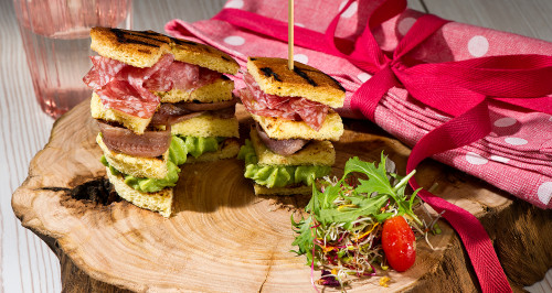  TOASTED BRIOCHE, AVOCADO BUTTER, ANCHOVIES AND SALAME DI MILANO (SAVOURY PANETTONE)